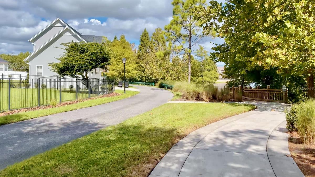807 OAK SHADOWS ROAD — photo 82 of 99