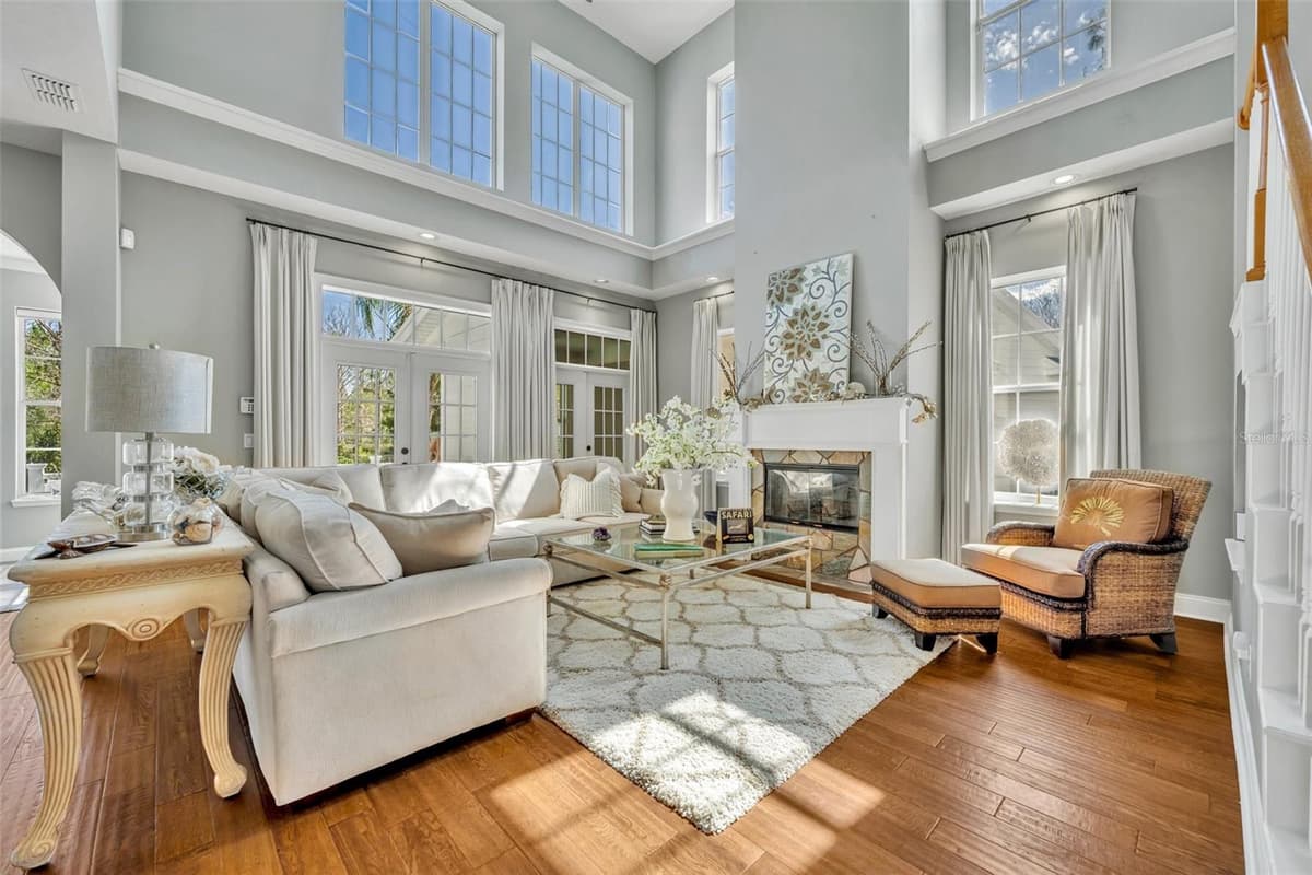 807 OAK SHADOWS ROAD — photo 6 of 99