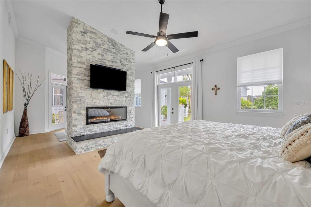 807 OAK SHADOWS ROAD — photo 41 of 99