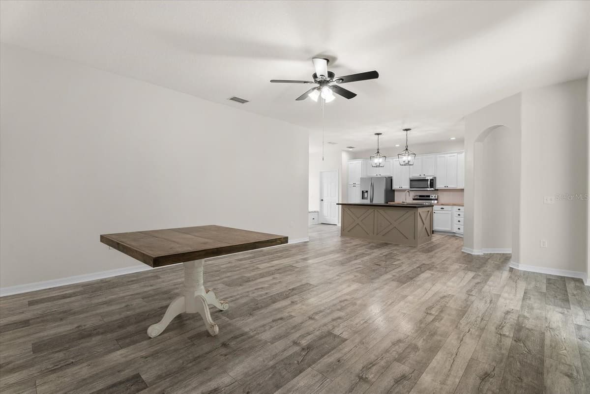 12211 23RD STREET — photo 17 of 35