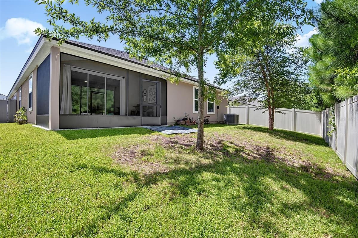 425 NARVAREZ AVENUE — photo 50 of 74