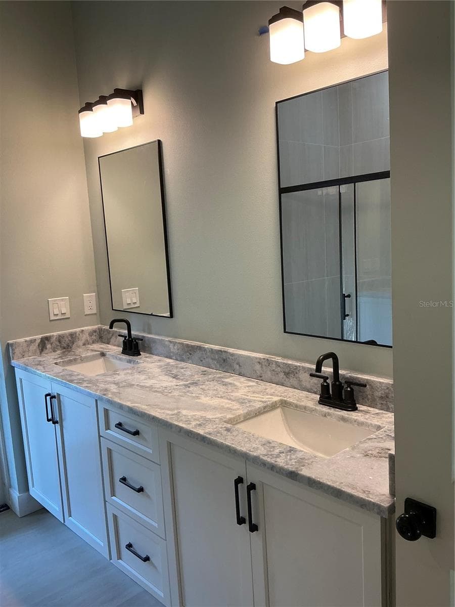 1619 MAGNOLIA AVENUE — photo 17 of 33