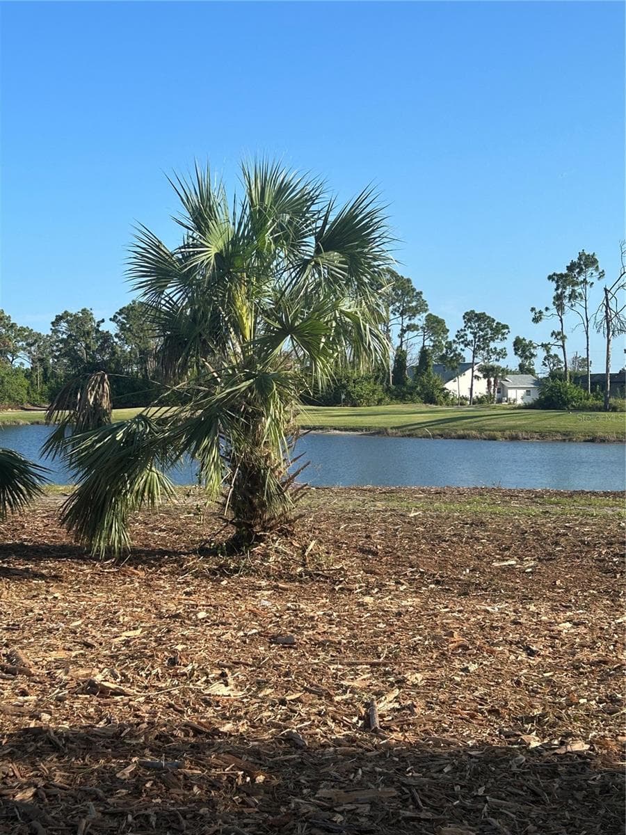 37 TEE VIEW ROAD — photo 2 of 5