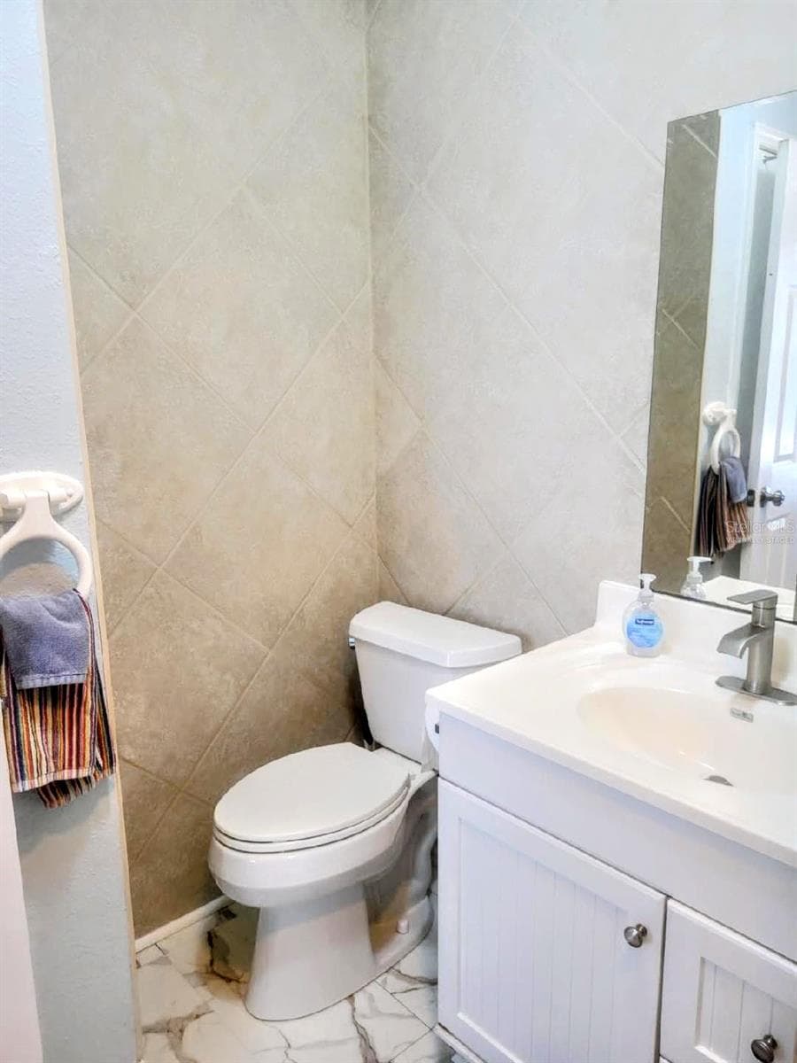 13343 GULF BOULEVARD — photo 3 of 12