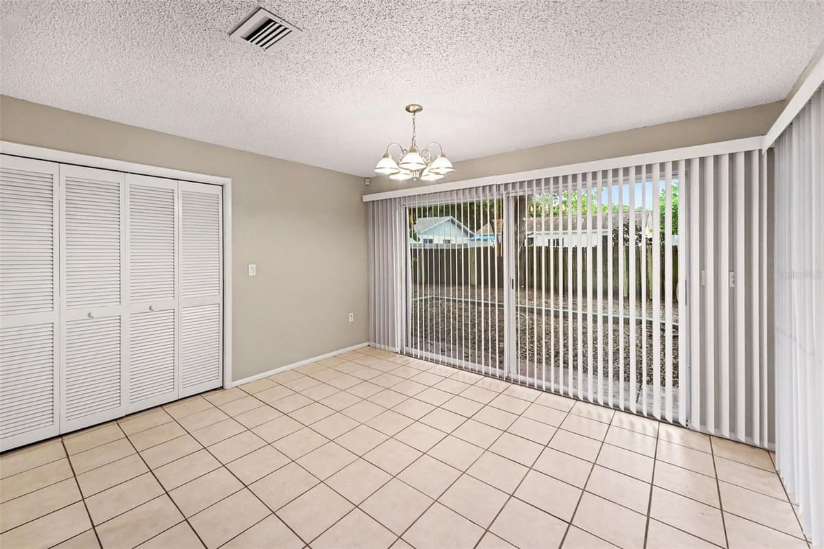 2431 GROVE RIDGE DRIVE — photo 10 of 30