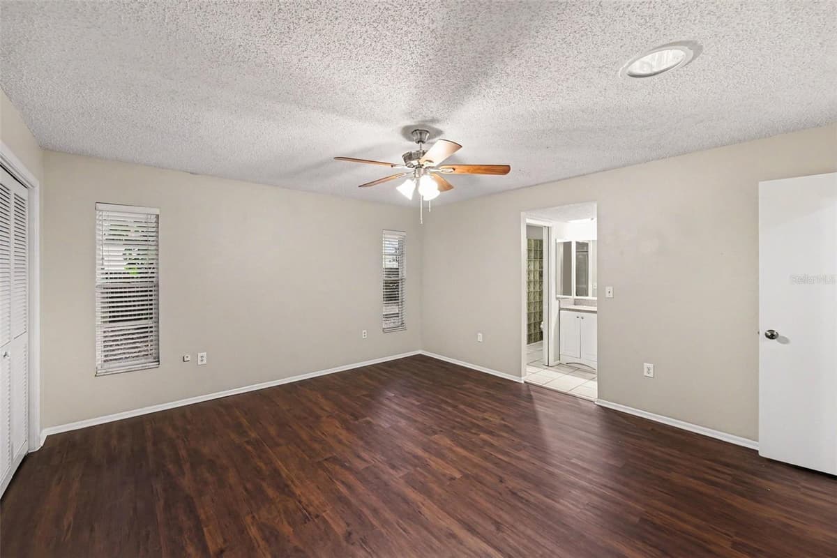 2431 GROVE RIDGE DRIVE — photo 18 of 30