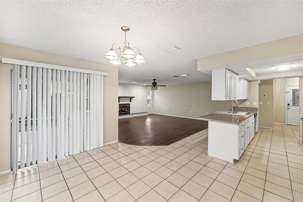 2431 GROVE RIDGE DRIVE — photo 11 of 30