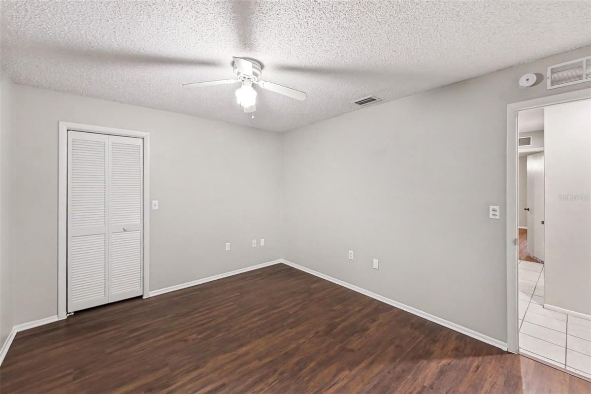 2431 GROVE RIDGE DRIVE — photo 21 of 30