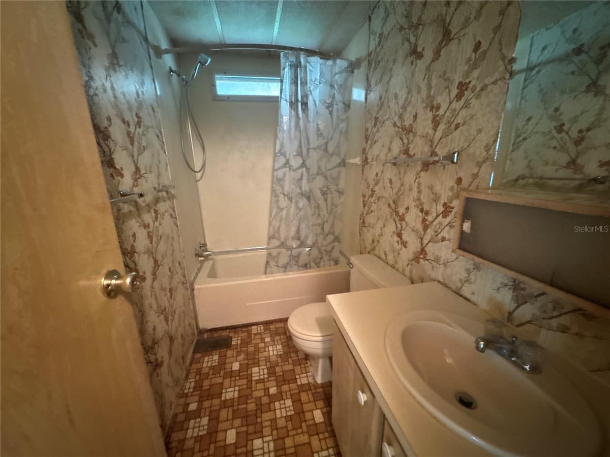 2642 MCDANIEL DRIVE — photo 13 of 16