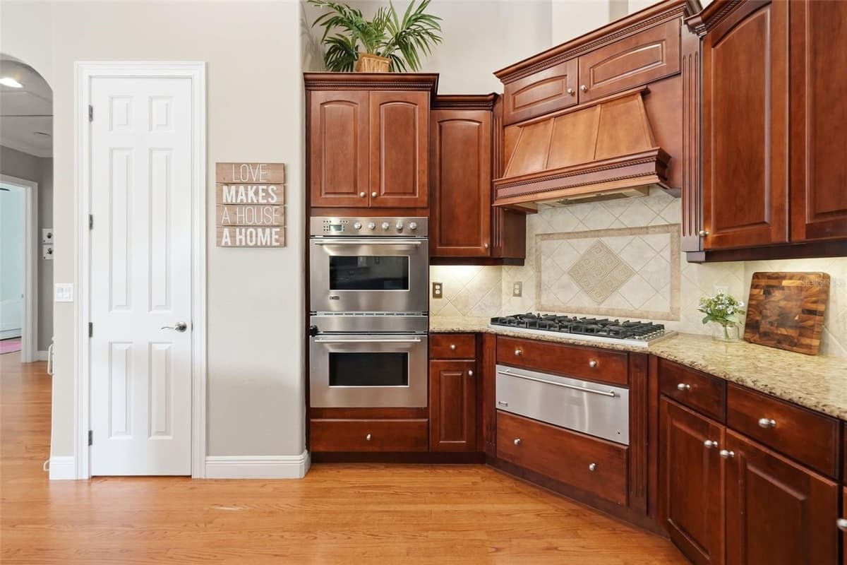1659 CONWAY ISLE CIRCLE — photo 19 of 44