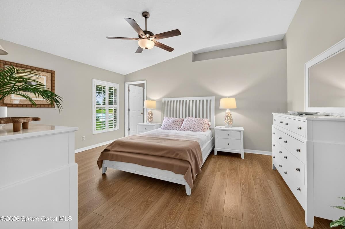2336 DEERCROFT DRIVE — photo 41 of 55