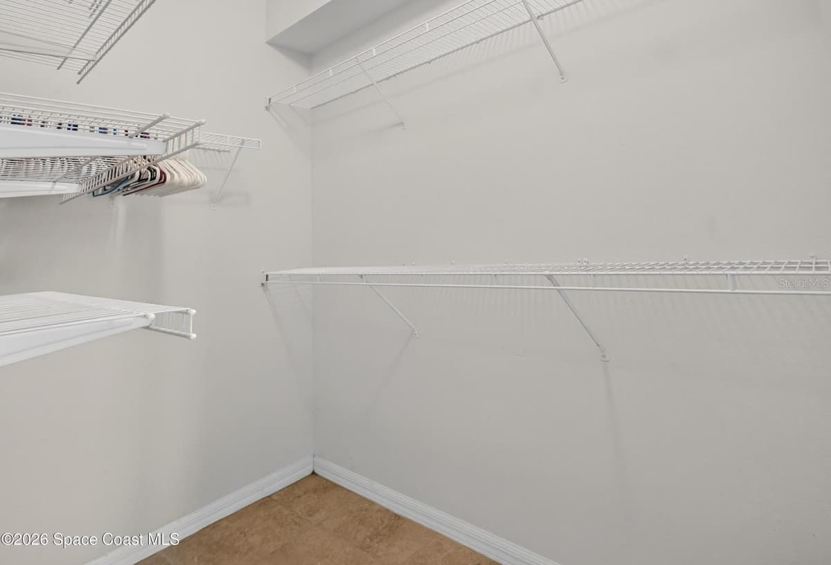 2336 DEERCROFT DRIVE — photo 46 of 55