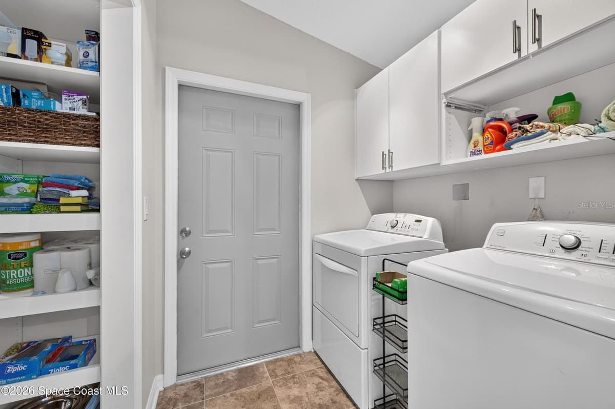 2336 DEERCROFT DRIVE — photo 39 of 55