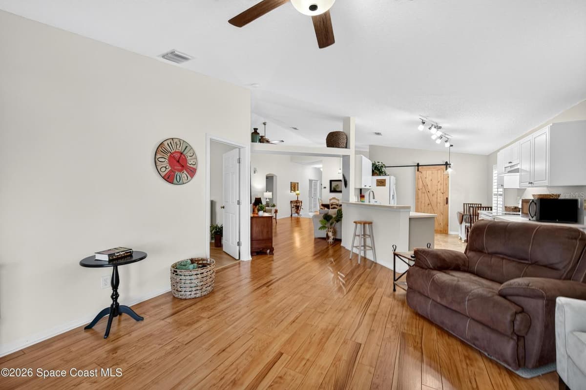 2336 DEERCROFT DRIVE — photo 33 of 55