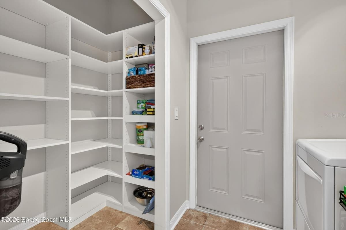 2336 DEERCROFT DRIVE — photo 40 of 55