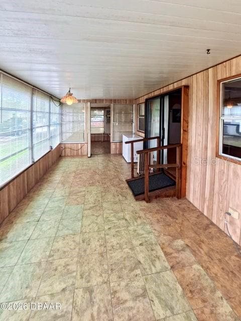 725 MARSHALL CIRCLE — photo 3 of 43