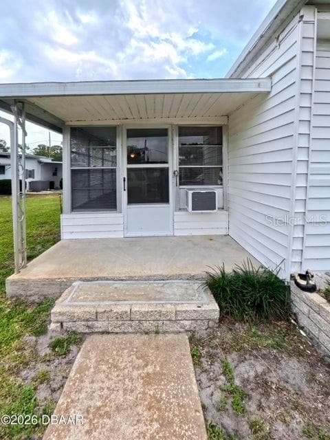 725 MARSHALL CIRCLE — photo 2 of 43