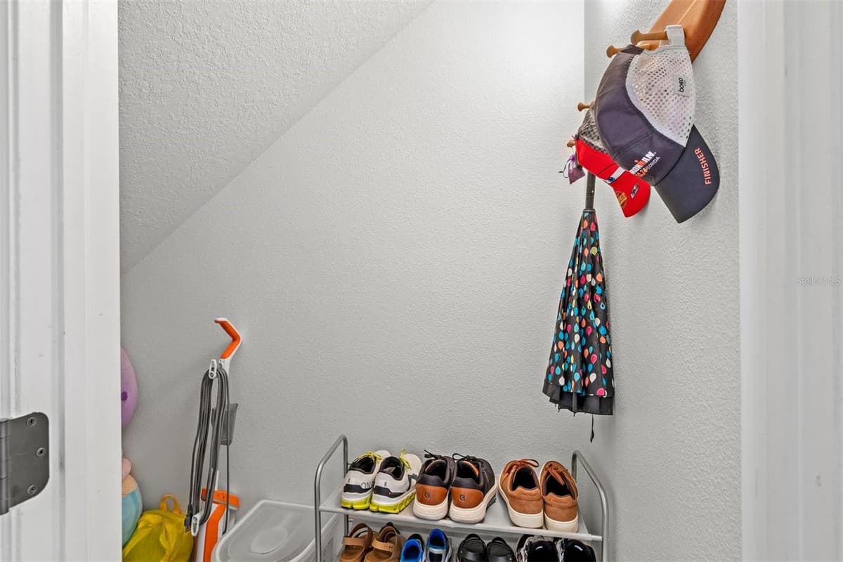 5703 NEW PARIS WAY — photo 23 of 72