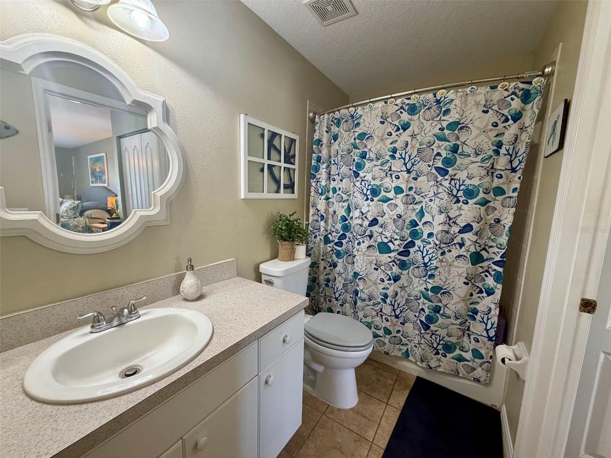 107 DOUGLAS STREET — photo 17 of 40