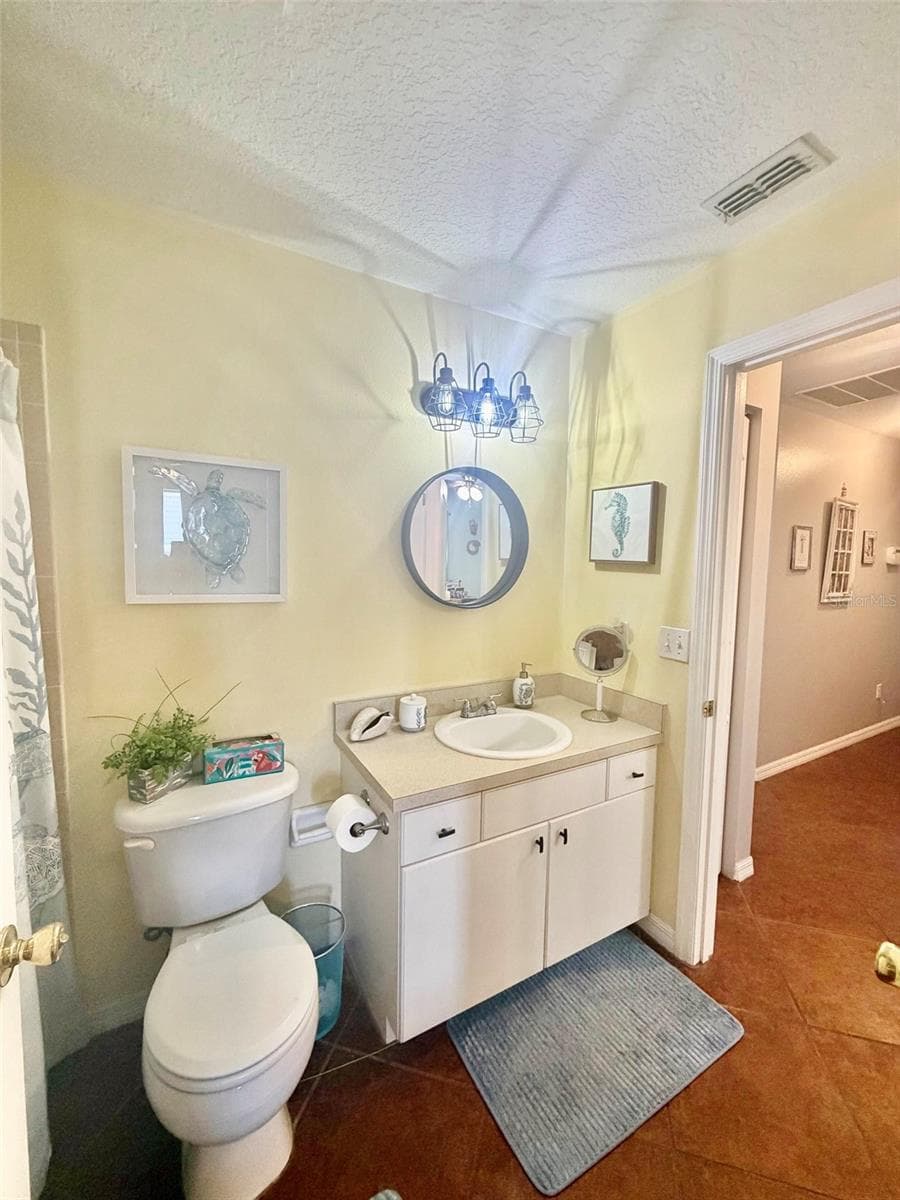 107 DOUGLAS STREET — photo 24 of 40
