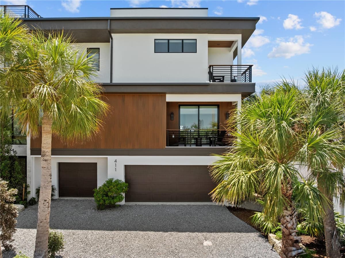 411 PALM AVENUE — photo 3 of 74