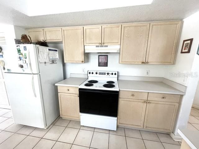 19717 GULF BOULEVARD — photo 11 of 37