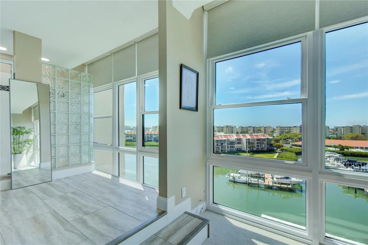 7600 SUN ISLAND DRIVE — photo 30 of 50