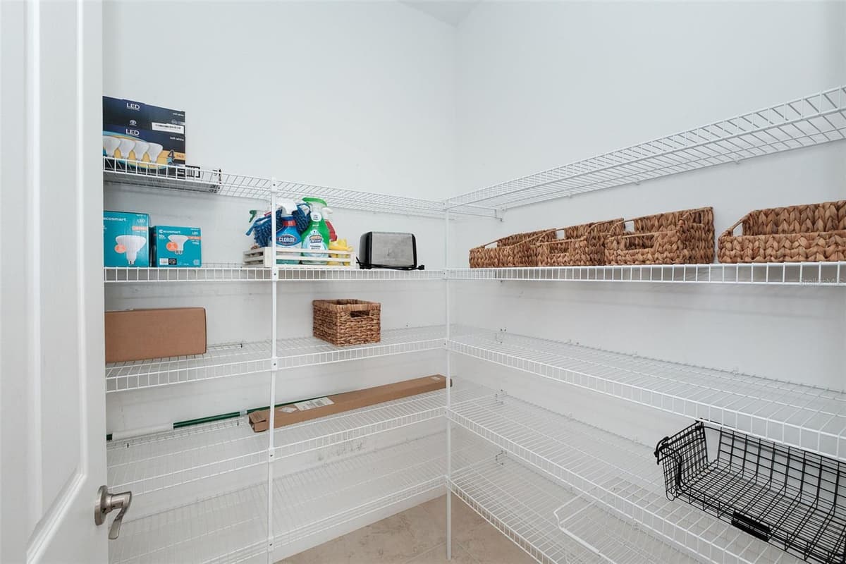 10330 LONGSHORE ROAD — photo 13 of 61