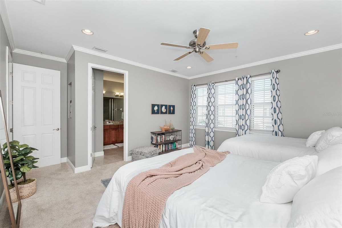 10330 LONGSHORE ROAD — photo 38 of 61