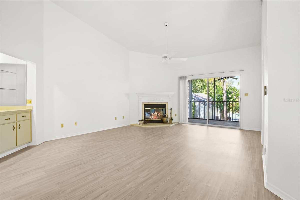 3996 RADLEY COURT — photo 17 of 40
