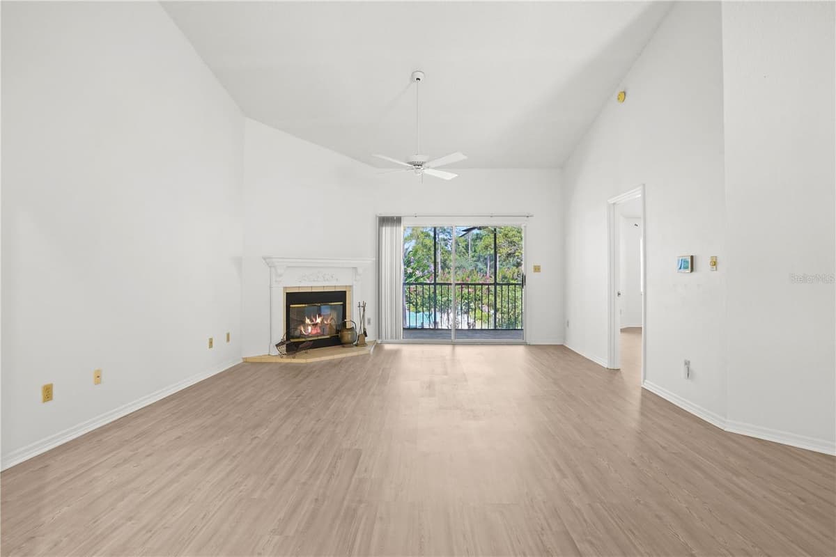 3996 RADLEY COURT — photo 16 of 40