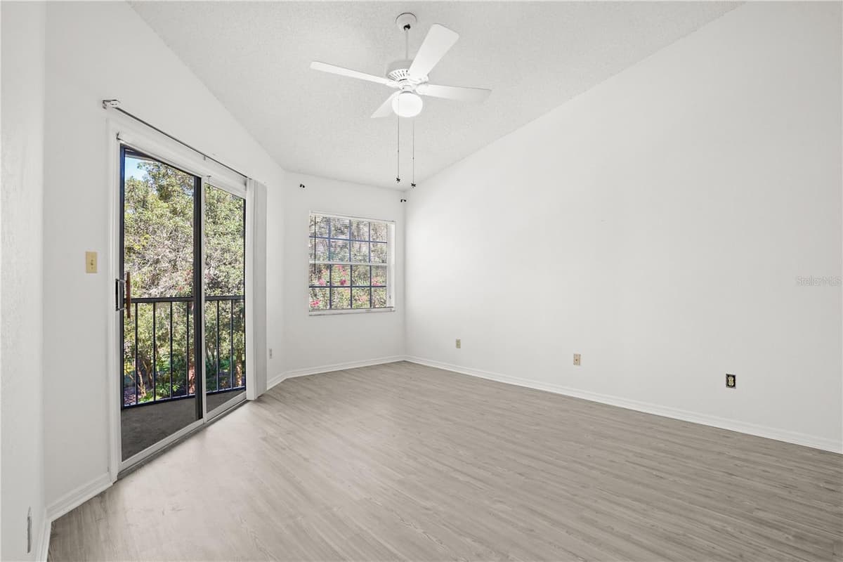 3996 RADLEY COURT — photo 22 of 40