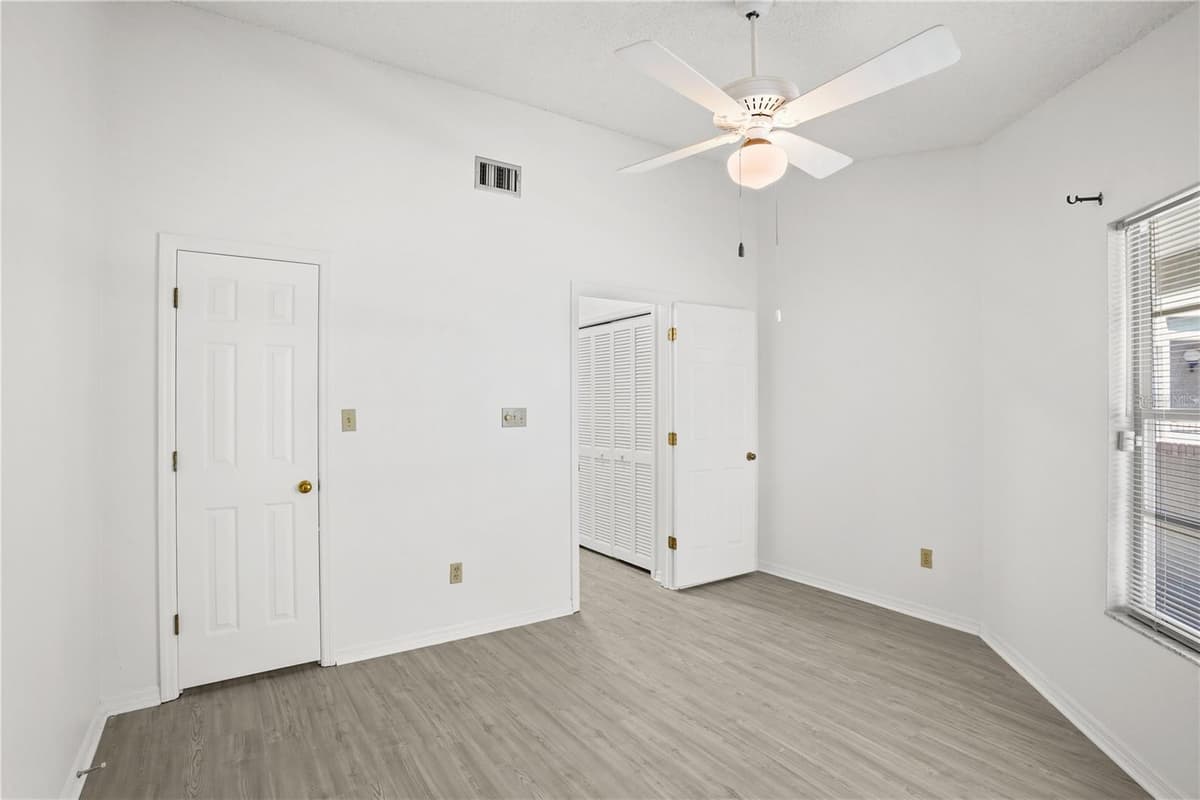 3996 RADLEY COURT — photo 29 of 40