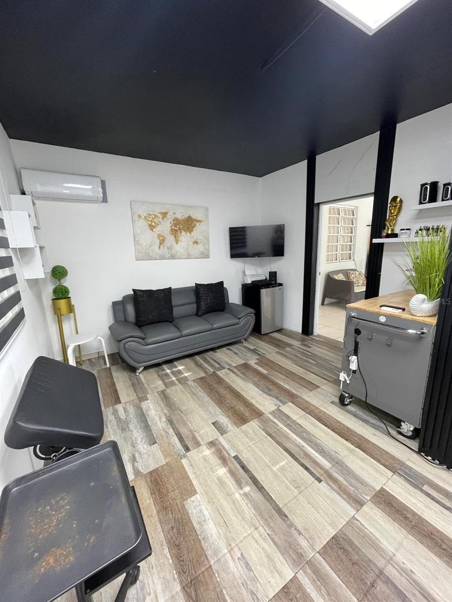 Calle Villa La Paz PR 411 KM 3.4 INT BO JAGUEY — photo 4 of 4