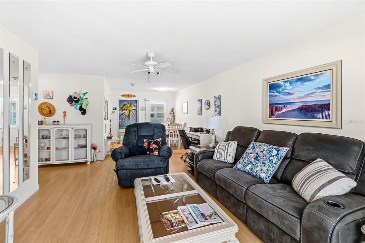 611 GULF DRIVE — photo 12 of 45
