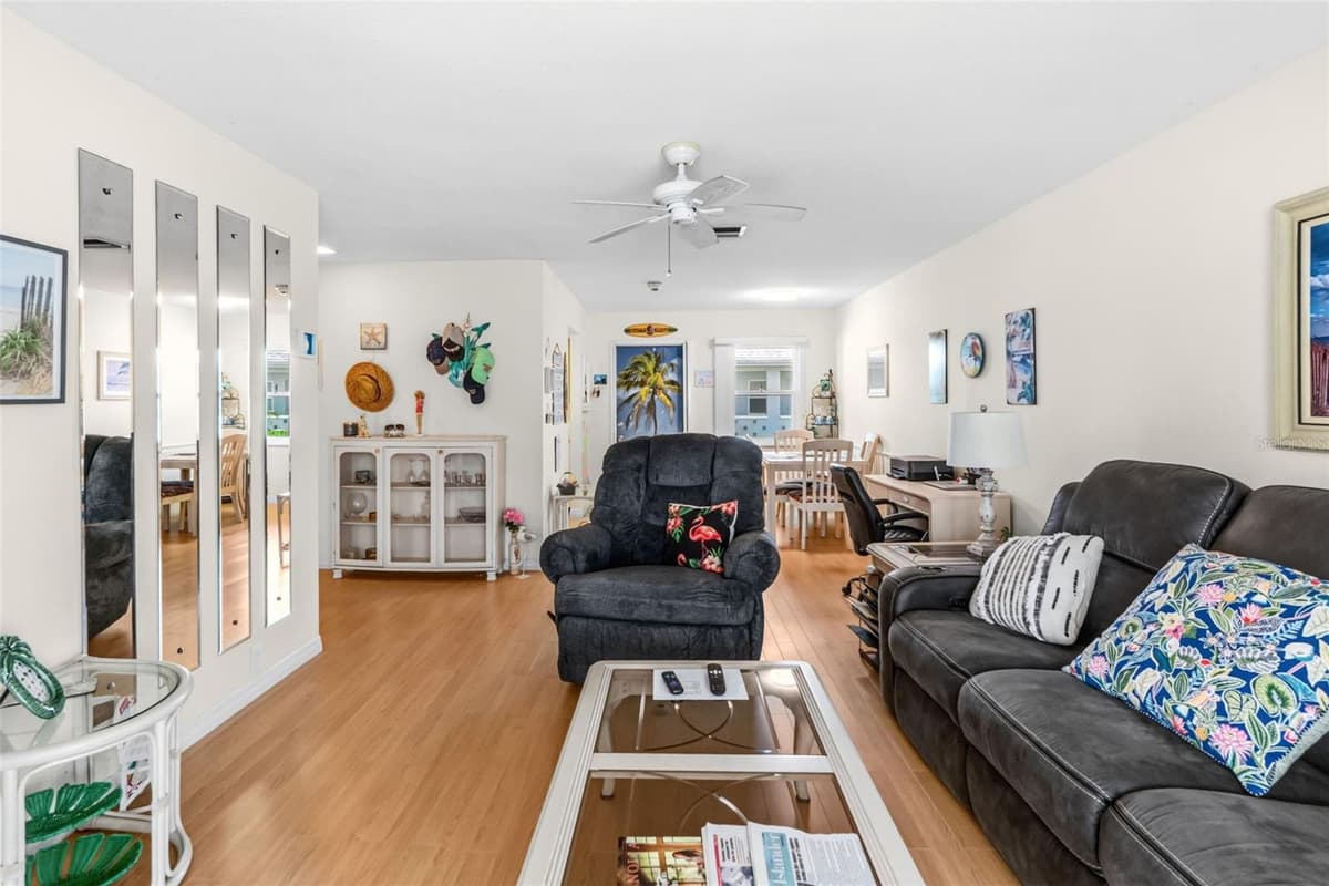 611 GULF DRIVE — photo 13 of 45