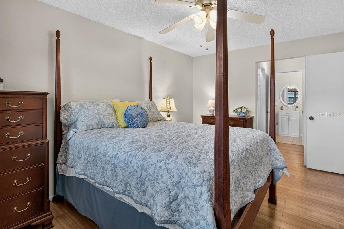 1701 PINEHURST ROAD — photo 16 of 60