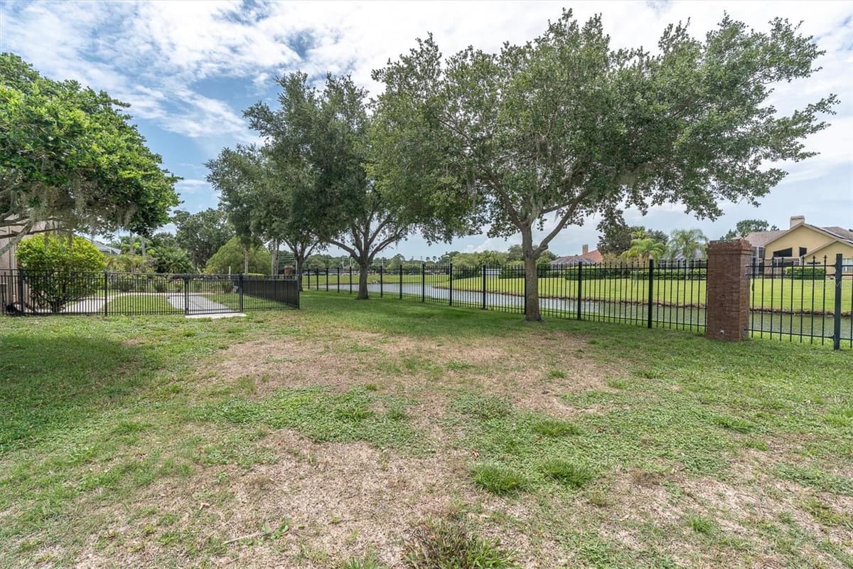 4270 COVE DRIVE — photo 45 of 71