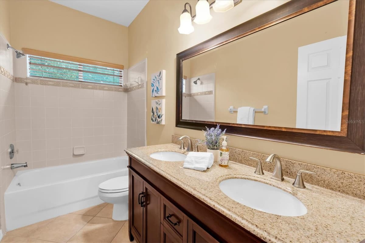 4270 COVE DRIVE — photo 39 of 71