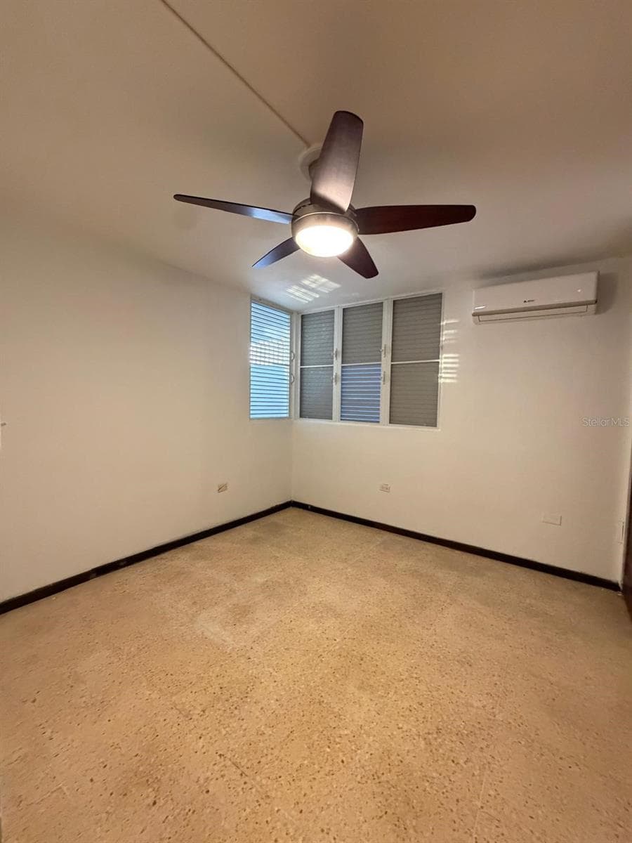 2105 CALLE ANTIOQUIA — photo 19 of 28