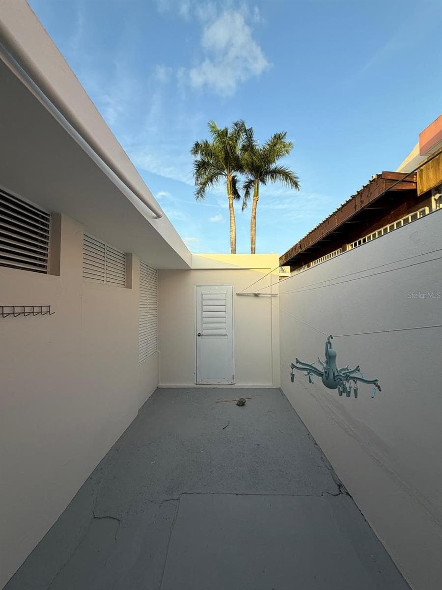 2105 CALLE ANTIOQUIA — photo 21 of 28