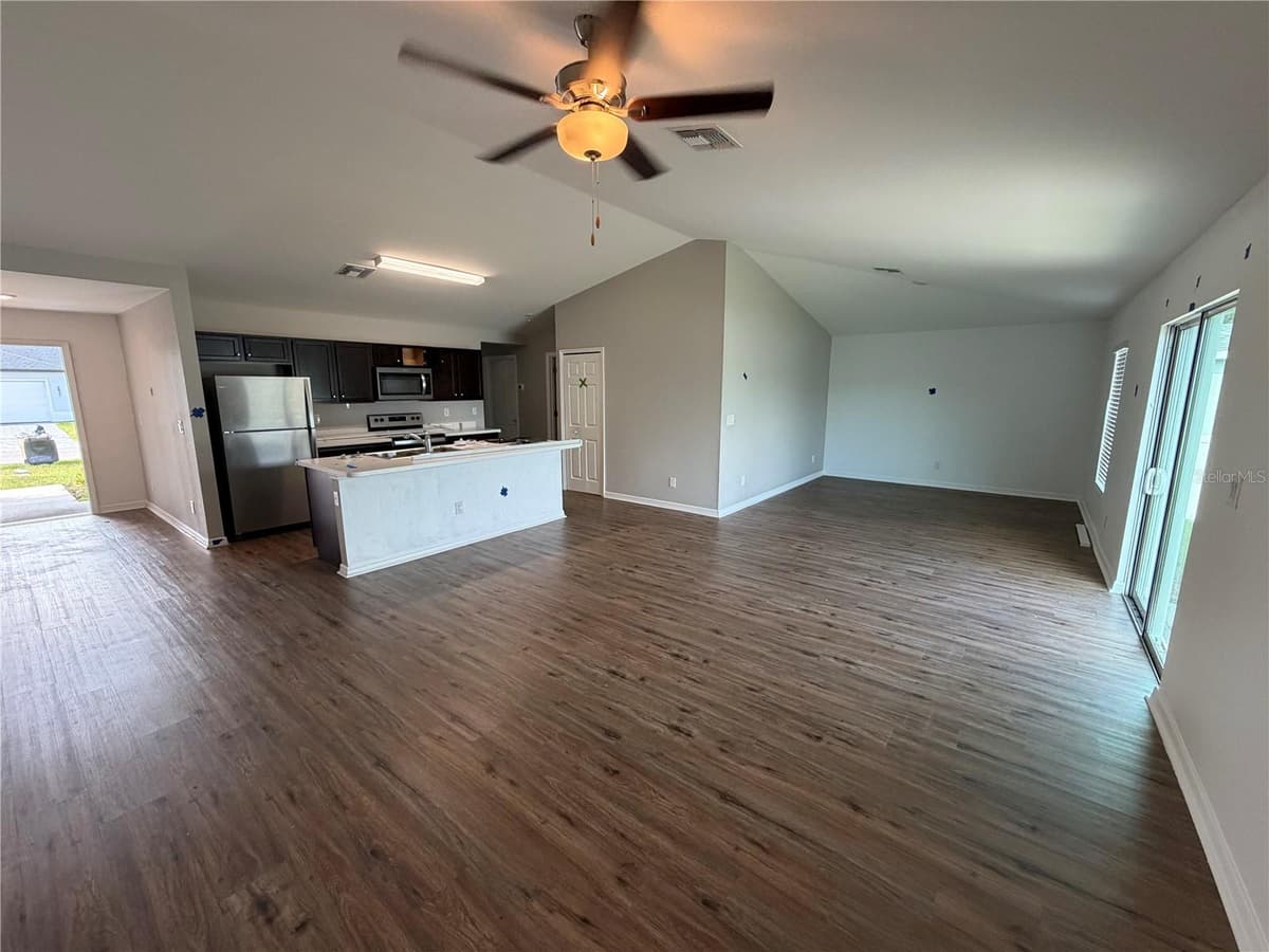 2828 2ND TERRACE — photo 3 of 11