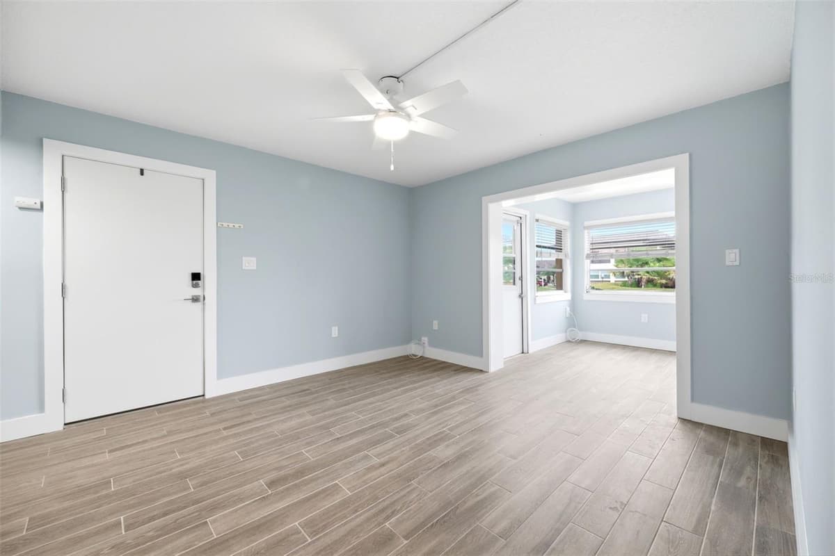5242 OPAL LANE — photo 4 of 51