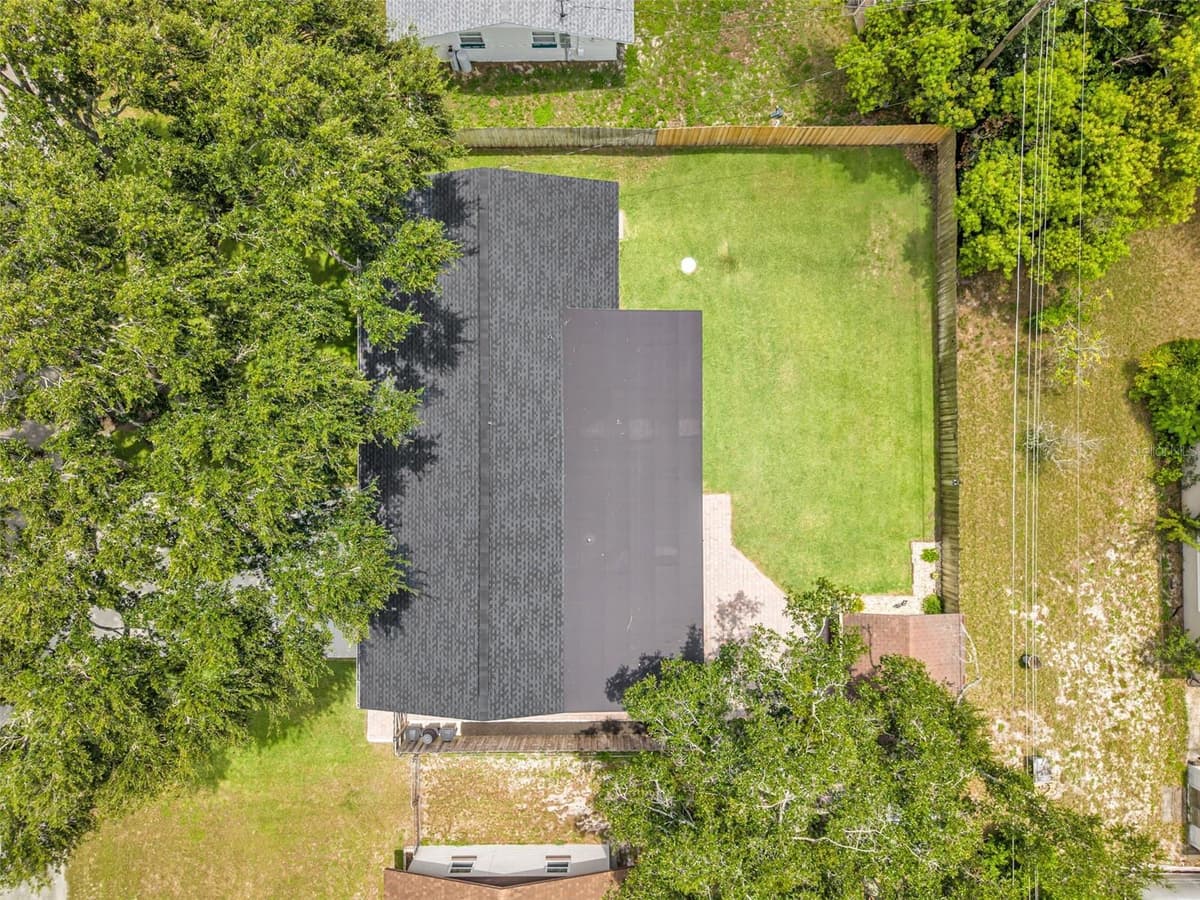 207 TEMPLE AVENUE — photo 31 of 34