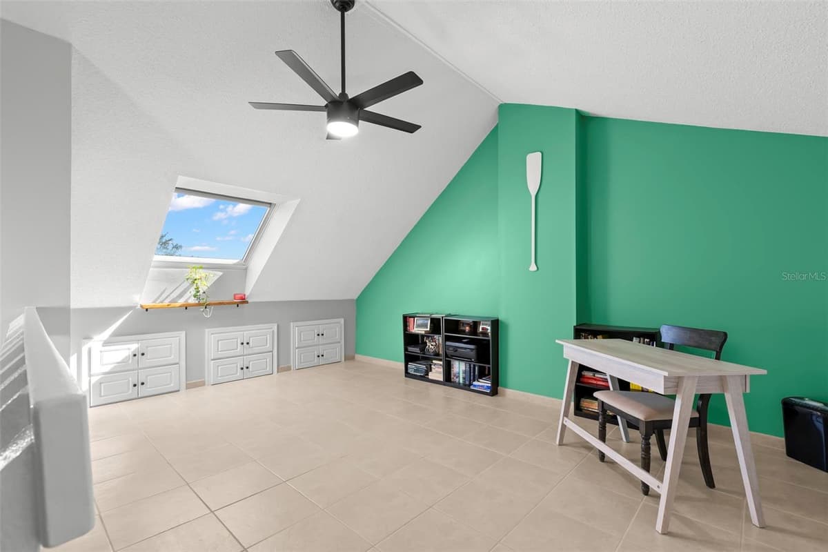 1375 PINELLAS BAYWAY — photo 20 of 43