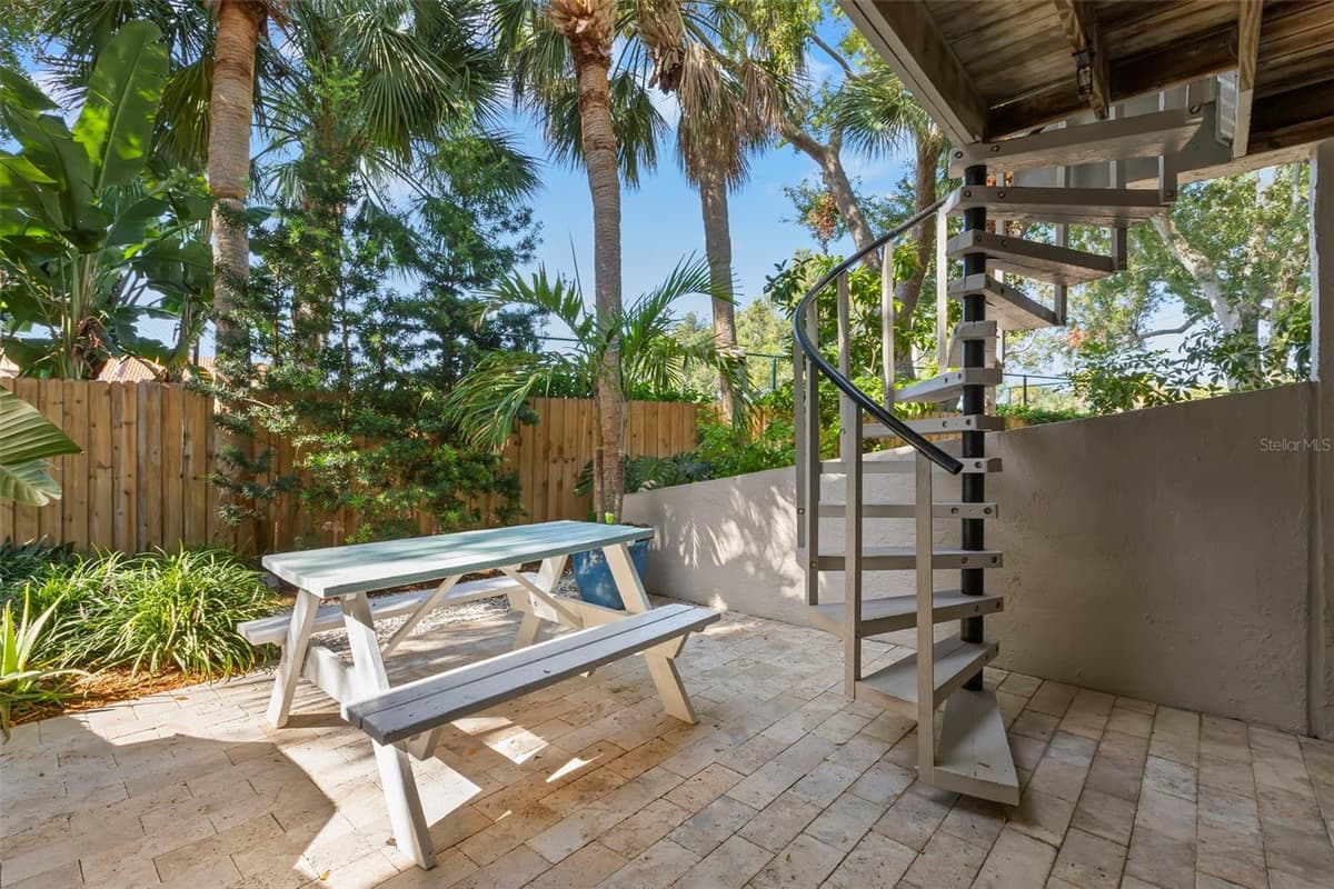 1375 PINELLAS BAYWAY — photo 37 of 43