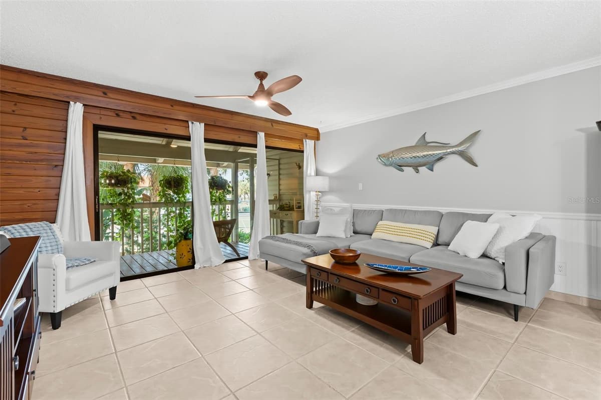 1375 PINELLAS BAYWAY — photo 10 of 43