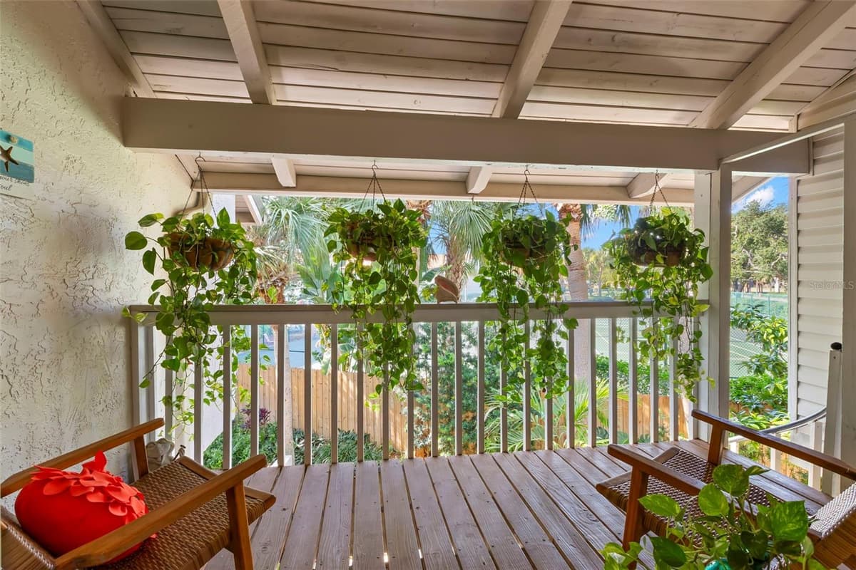 1375 PINELLAS BAYWAY — photo 12 of 43