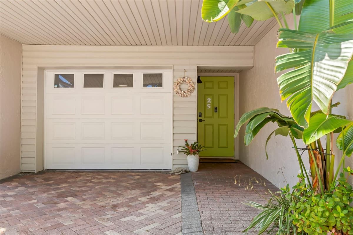 1375 PINELLAS BAYWAY — photo 28 of 43