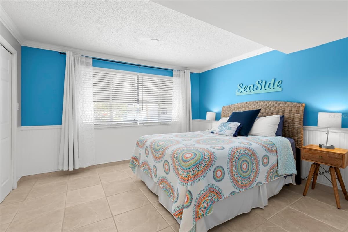 1375 PINELLAS BAYWAY — photo 32 of 43